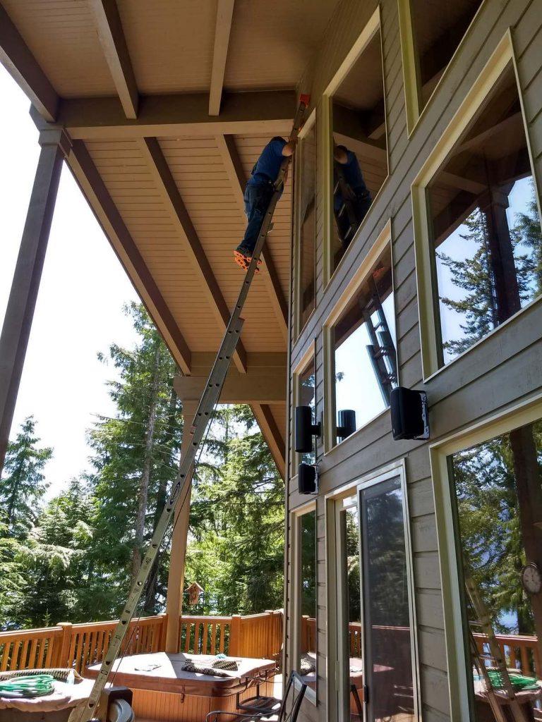 Window Cleaning in Cle Elum, WA 98922 RosElum Services, LLC Near me in Kittitas County